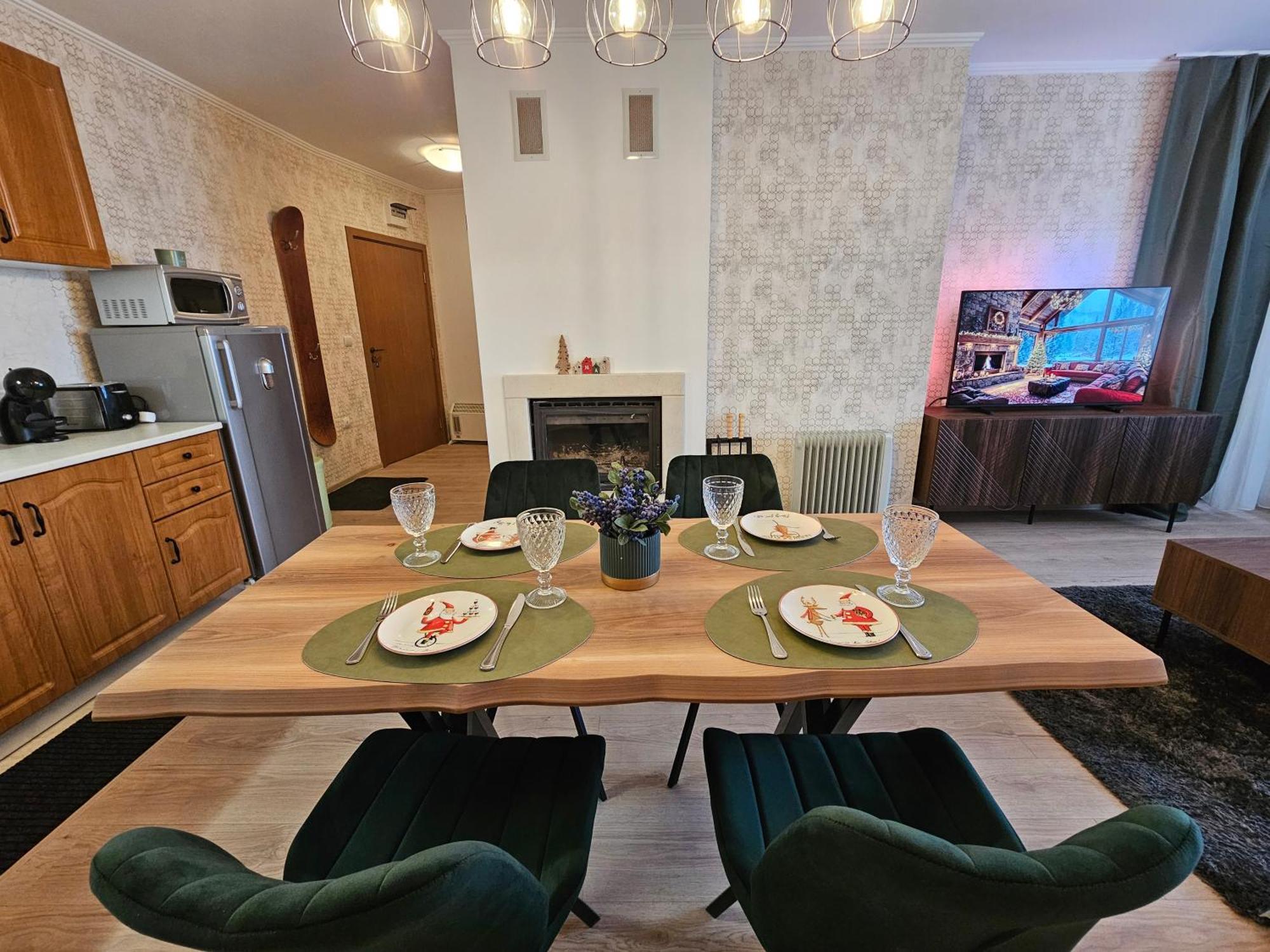Viva 4-A-23 Apartment Ski To The Door Complex Grand Monastery بامبوروفو المظهر الخارجي الصورة