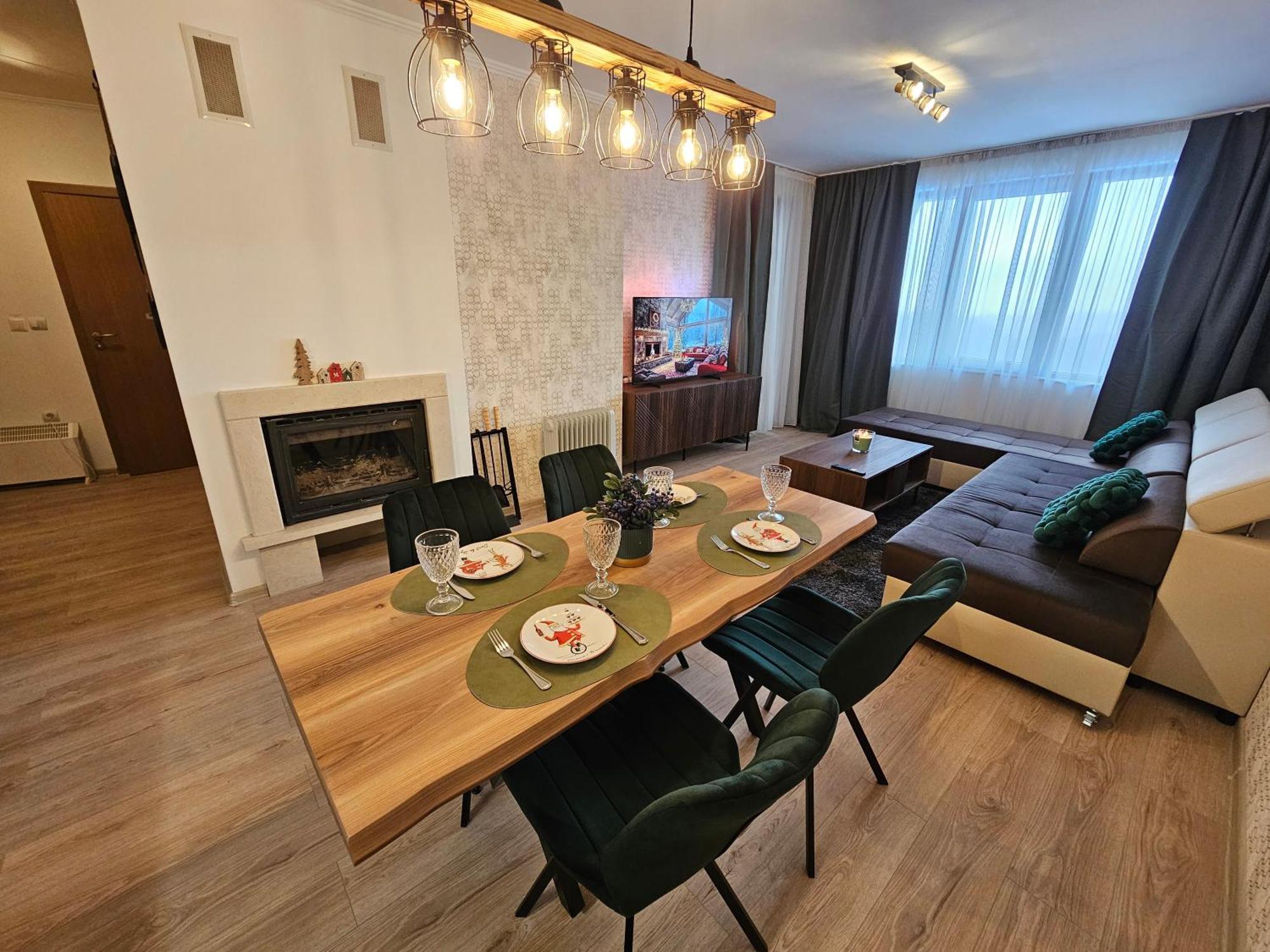 Viva 4-A-23 Apartment Ski To The Door Complex Grand Monastery بامبوروفو المظهر الخارجي الصورة